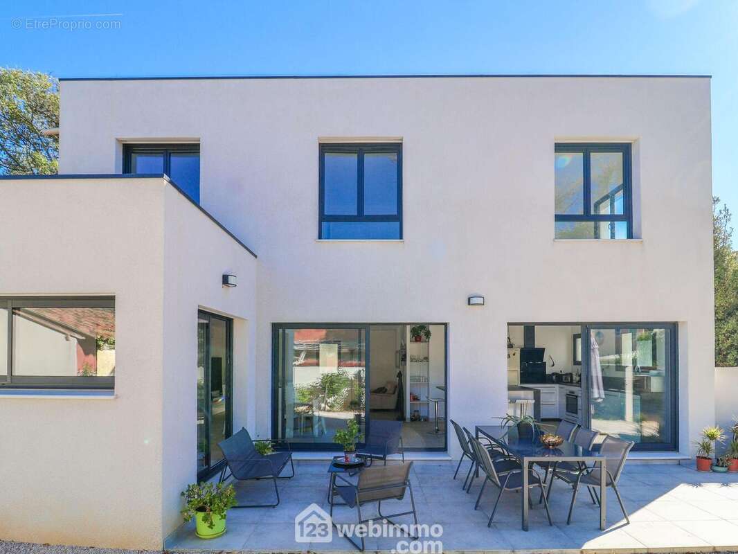 Maison à MARSEILLE-9E