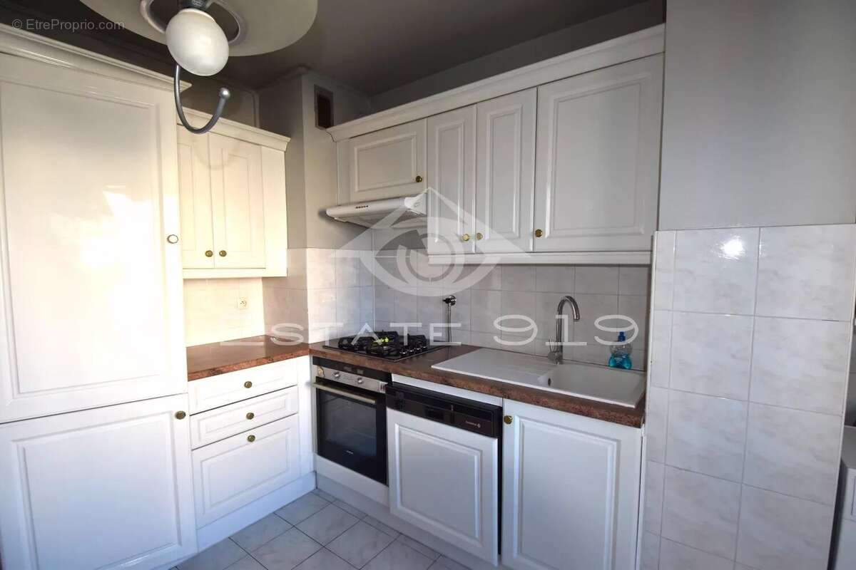 Appartement à LE CANNET