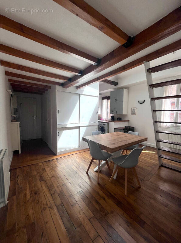 Appartement à PARIS-11E