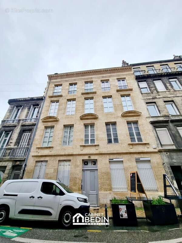 Appartement à BORDEAUX
