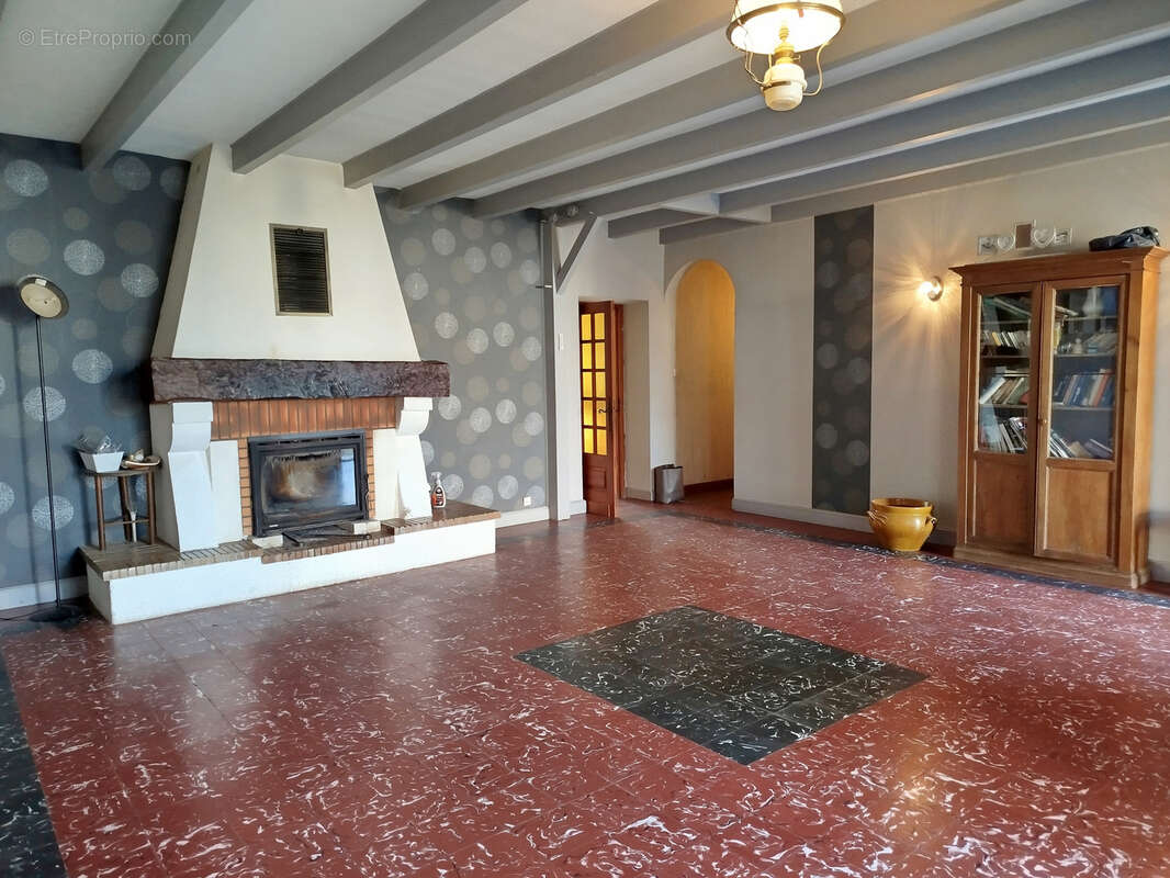 Maison à SOUSSAC