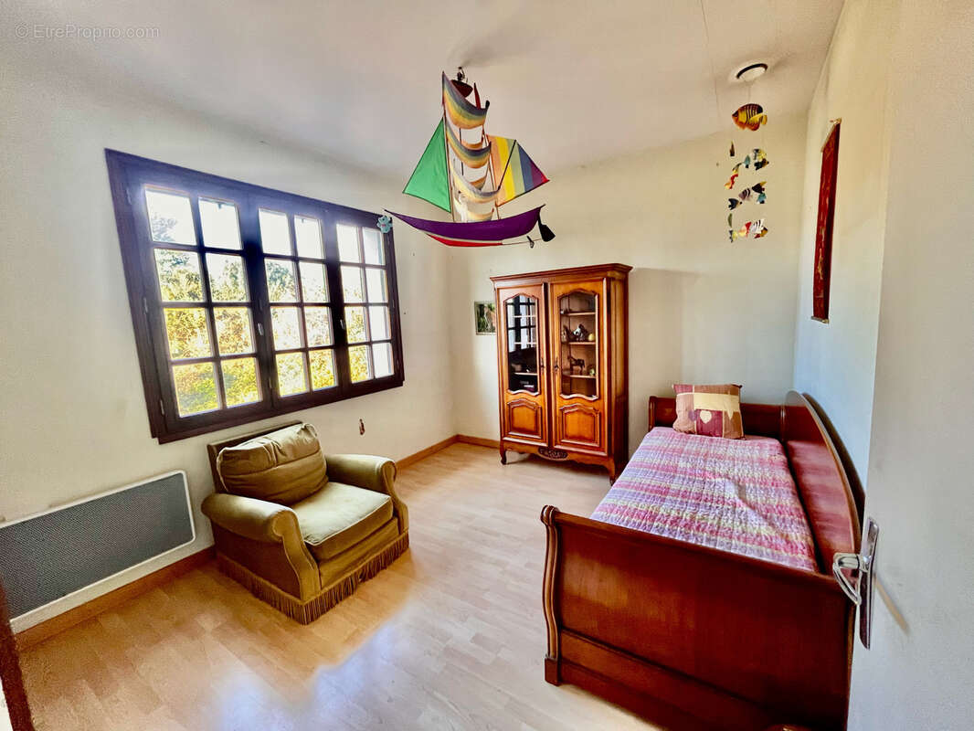 Maison à MONTREUIL-BELLAY