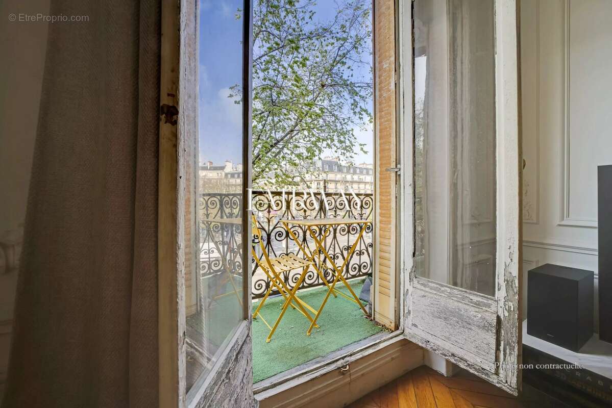 Appartement à PARIS-17E