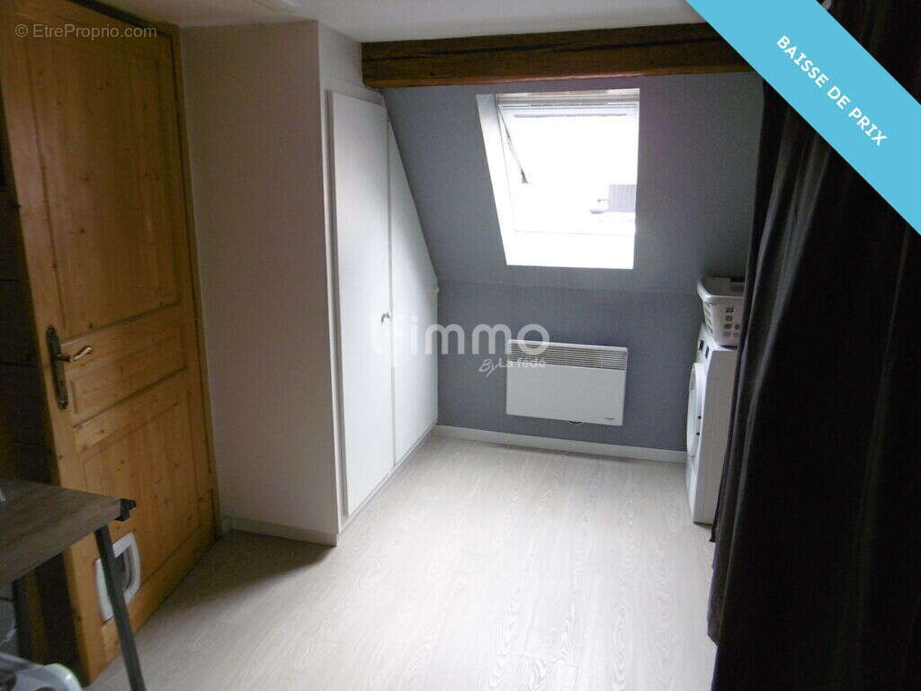 Maison, 3 pièces avec une cour et une annexe - photo 9