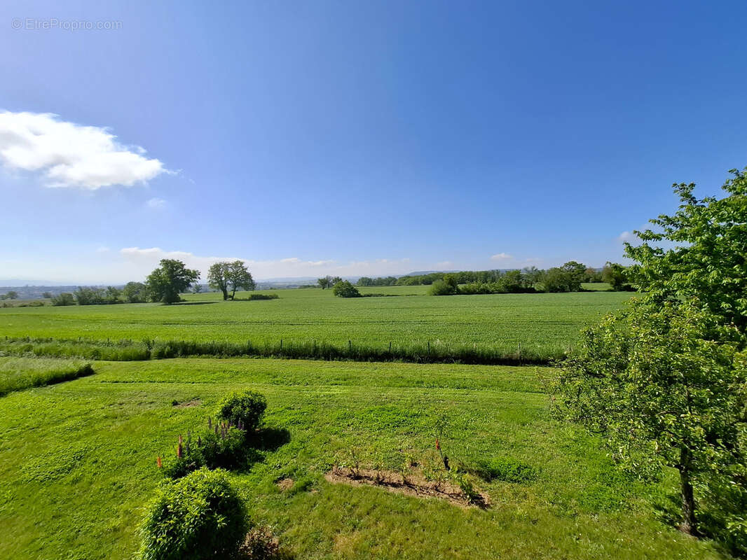 Maison à VERGONGHEON