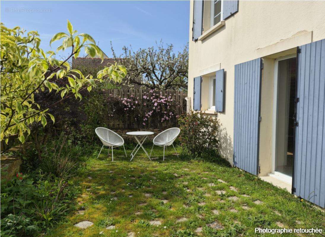 Maison à CERNAY-LA-VILLE