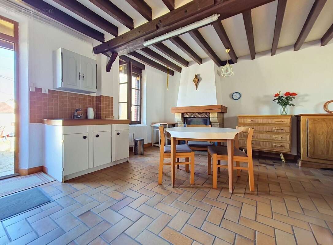 Charmante maison de village avec dépendances - photo 5