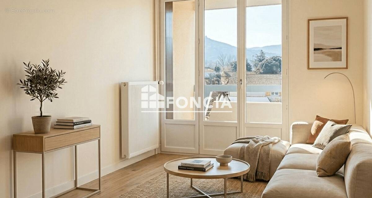 Appartement à BOURG-LES-VALENCE