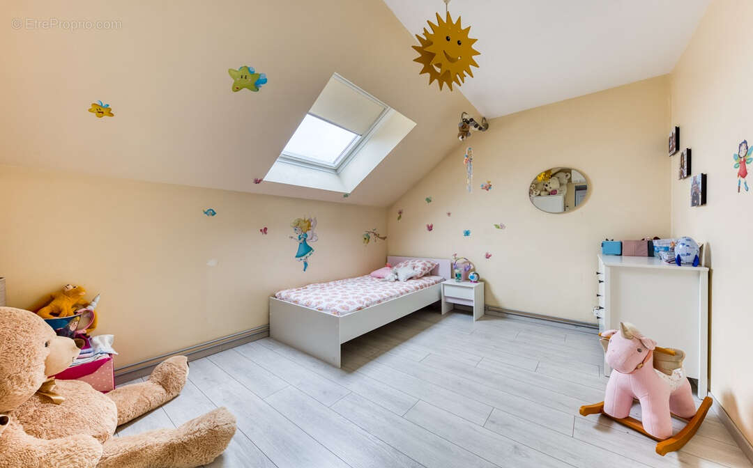 Maison à OZOIR-LA-FERRIERE