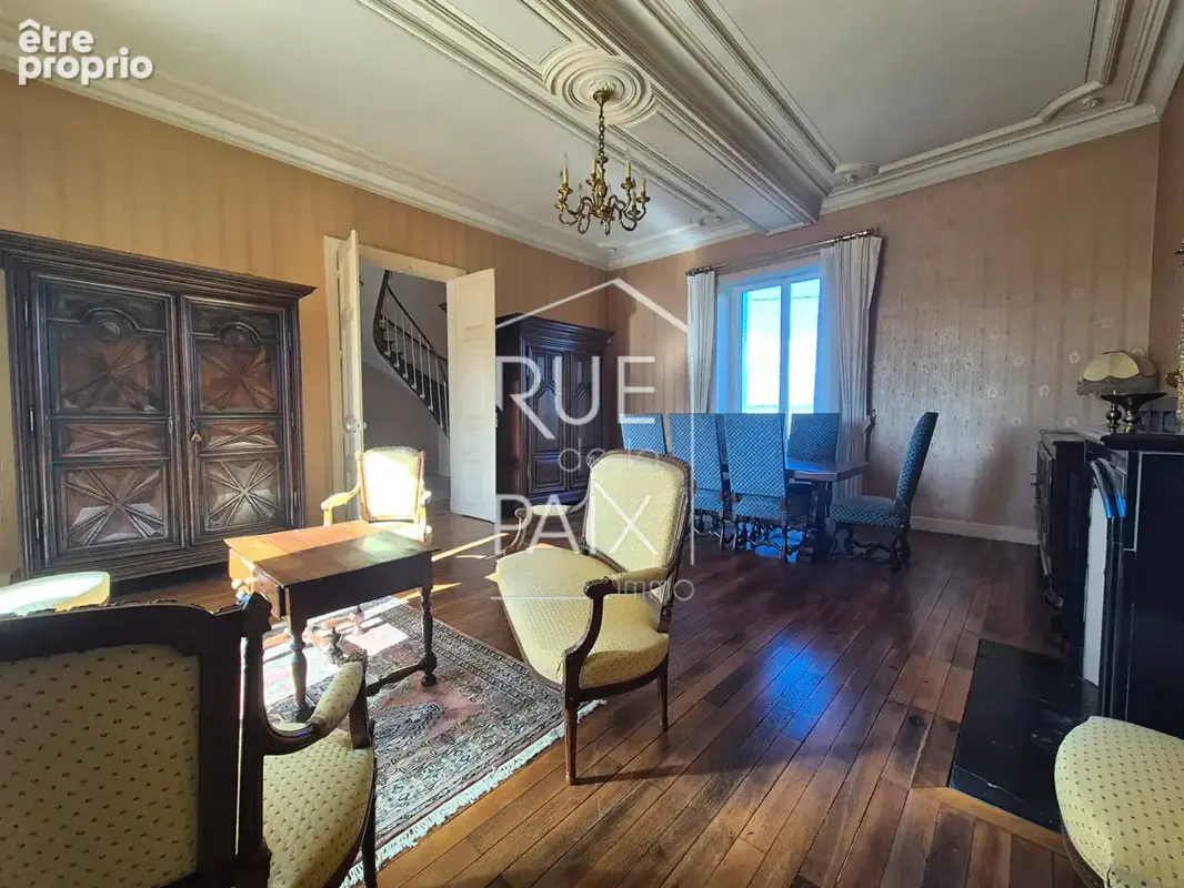Maison Bourgeoise PAS DE JEU 6 pièce(s) 218 m2 / 5 CHAMBRES - photo 6