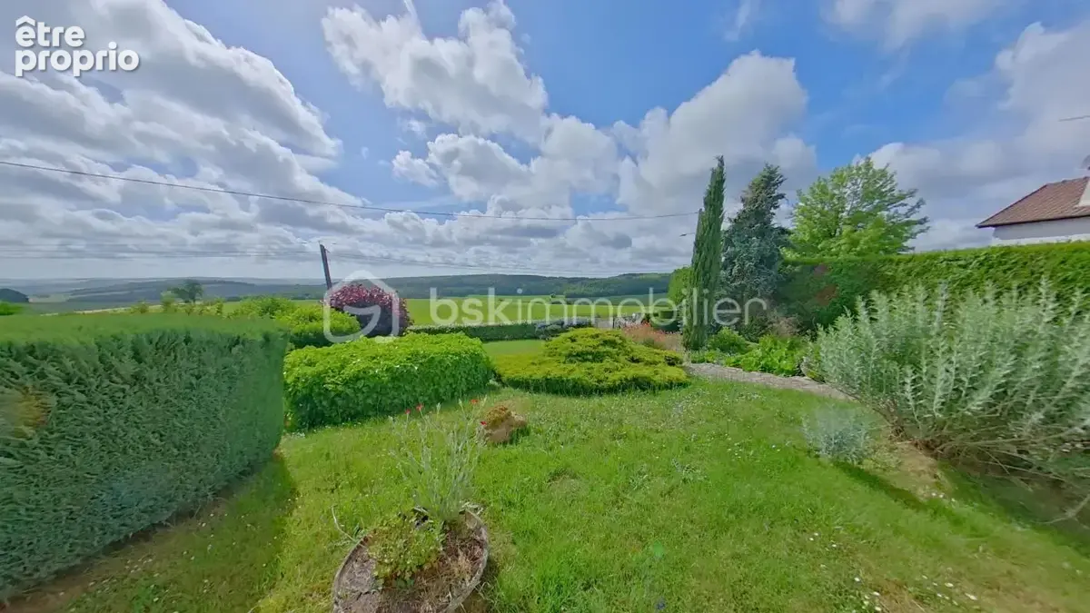  Maison traditionnelle avec vue panoramique – Cadre exceptionnel à 3 min de Pont-sur-Yonne  - photo 2