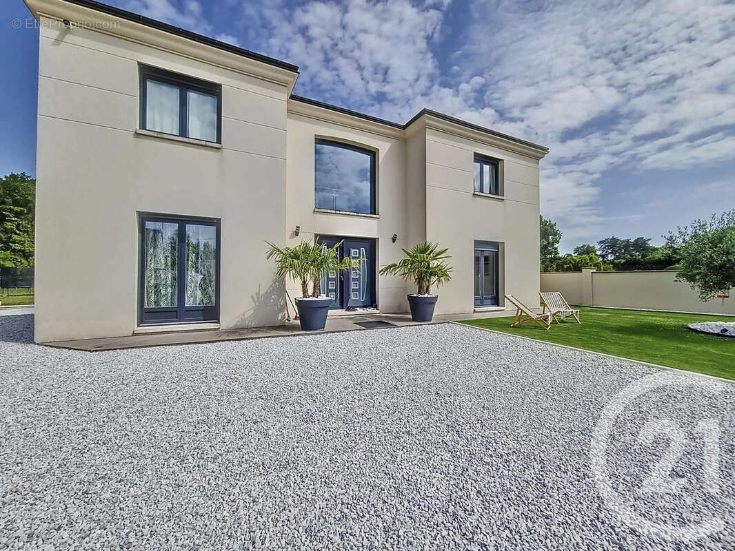 Maison 170 m² à Ingre  - photo 16