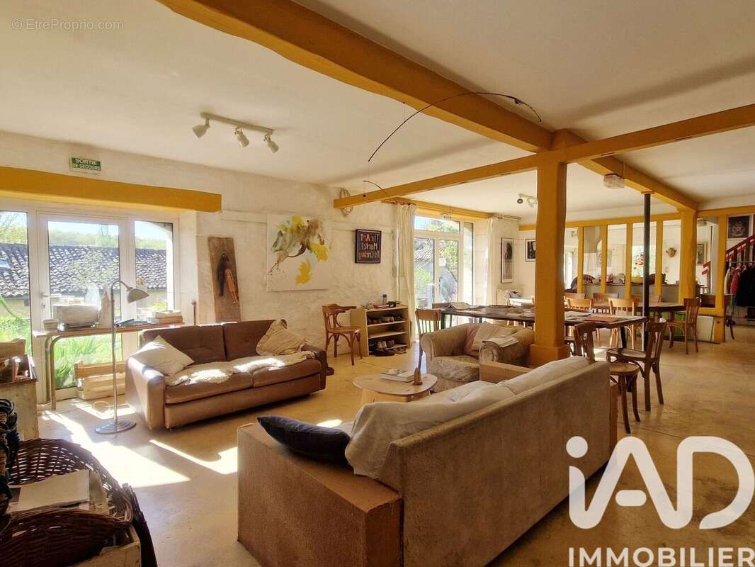 Photo 3 - Maison à SERS