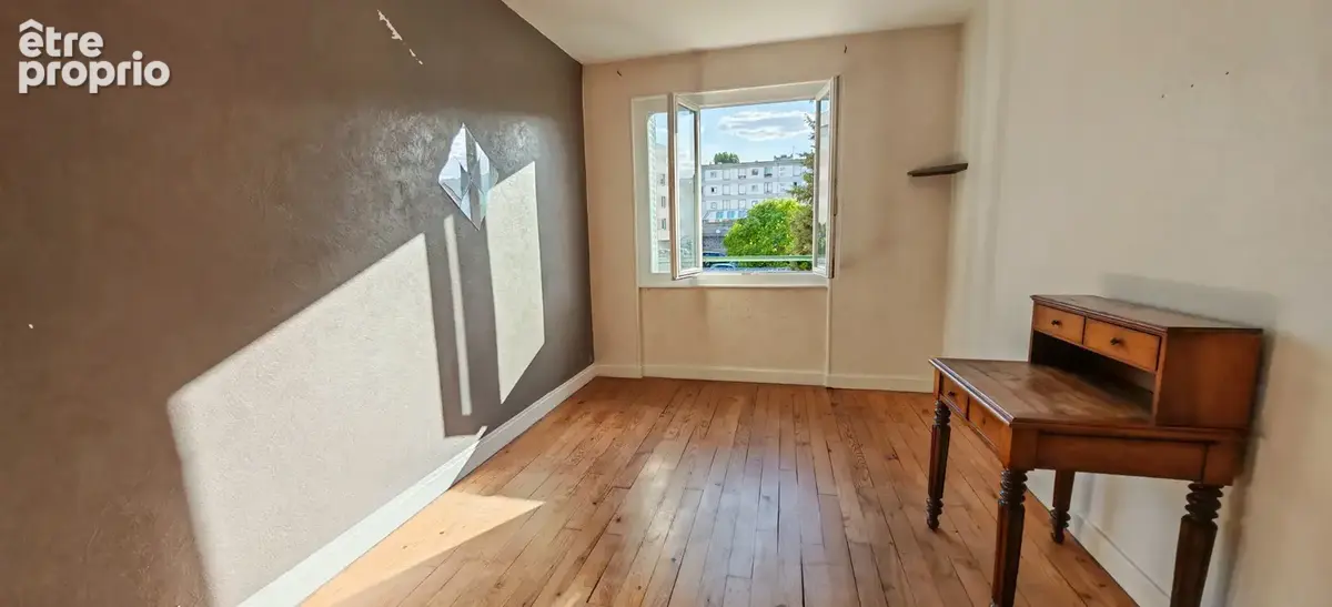 Lumineux Appartement T3 avec loggia balcon cave et garage - photo 4