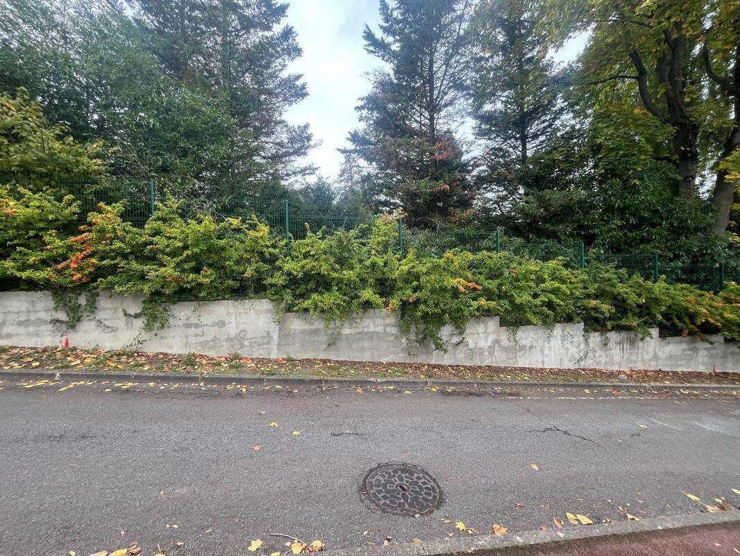 Terrain à FRANCONVILLE