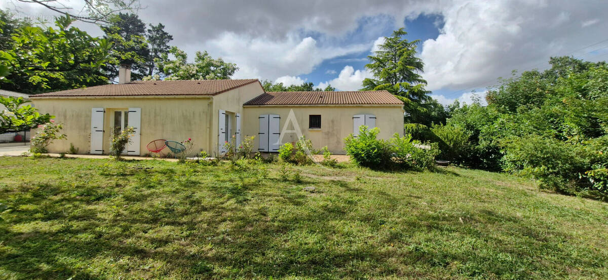 Maison à SAINT-FLORENT-DES-BOIS