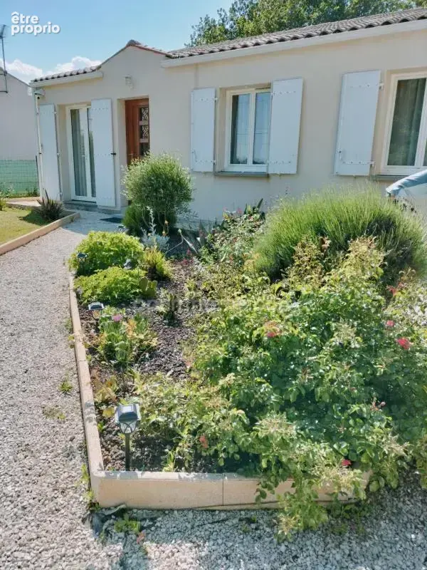 Maison conptemporaine de plain pied dans un cadre champëtre - calme et luminosité rare - photo 25