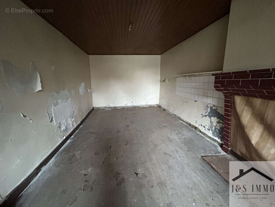 Maison à MONTEMBOEUF