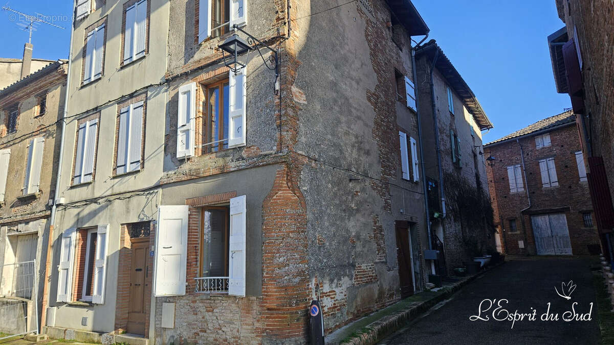 Rabastens, une maison de village - Maison à RABASTENS