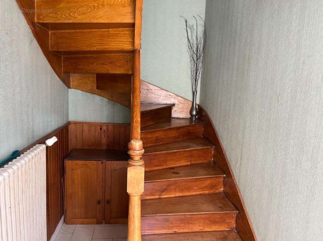 Maison de charme - 4 chambres - Beaux volumes - Garage 55m² - Mansle (16) - photo 11