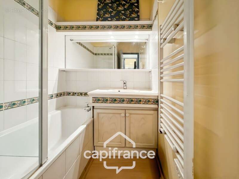 Appartement à MALLEMORT