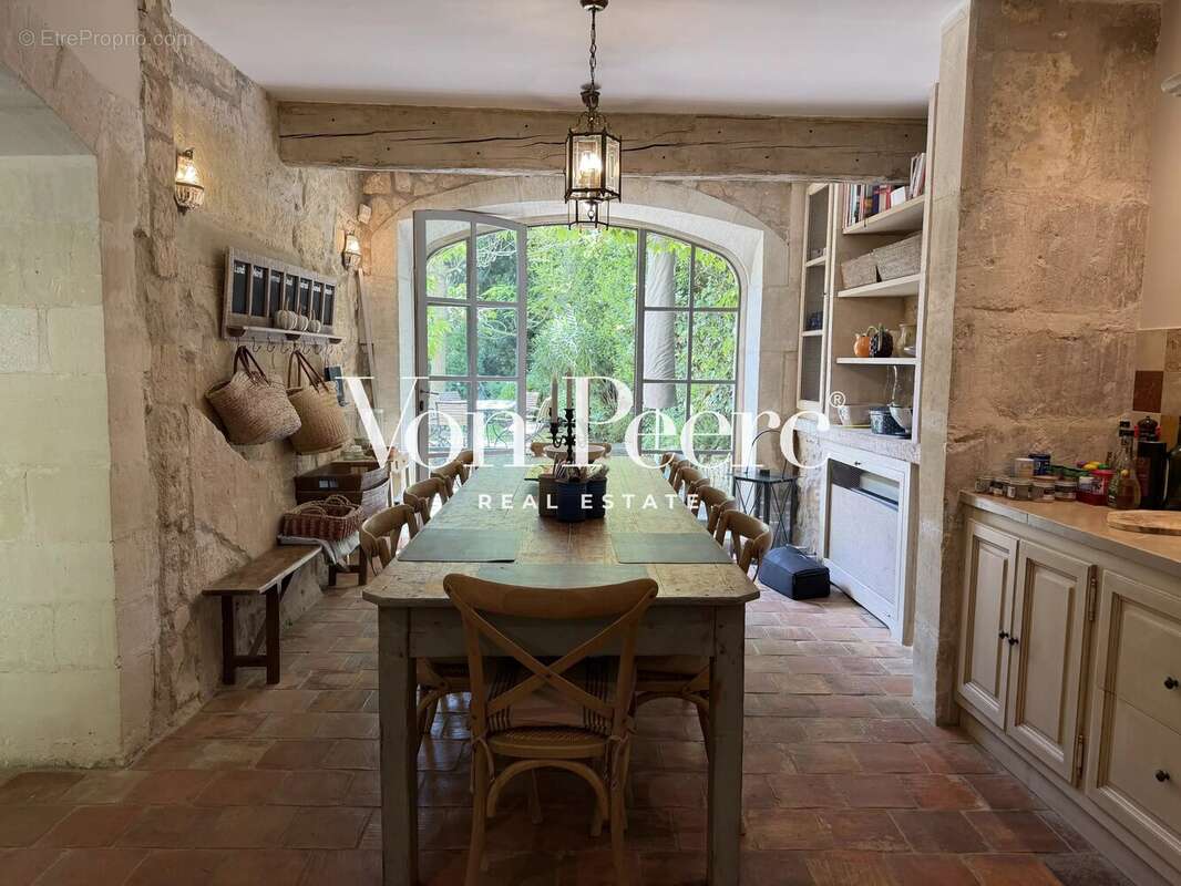 Maison à MAUSSANE-LES-ALPILLES