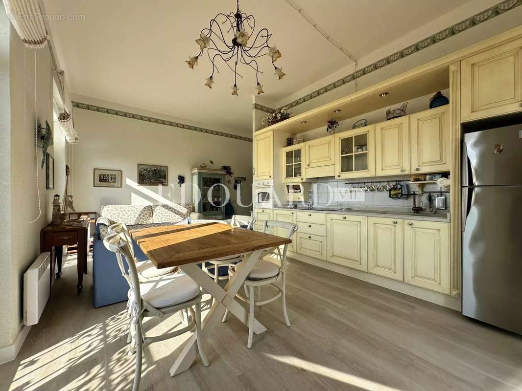 Appartement à MENTON