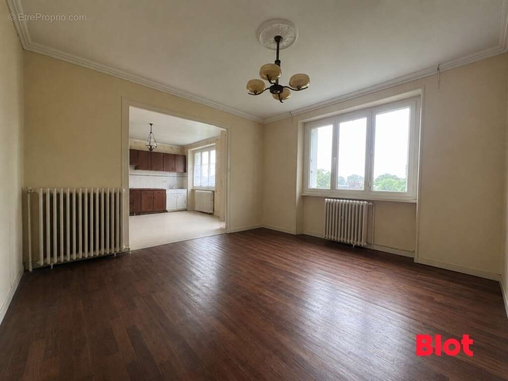 Maison 103 m² à La Chapelle-Caro  - photo 5
