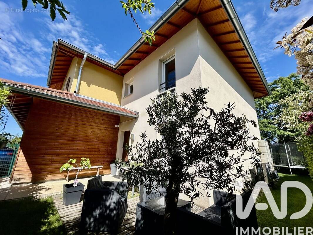 Photo 1 - Maison à PRESILLY