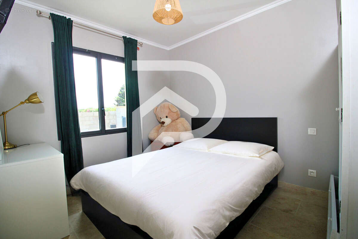 Maison à SAINT-GILLES