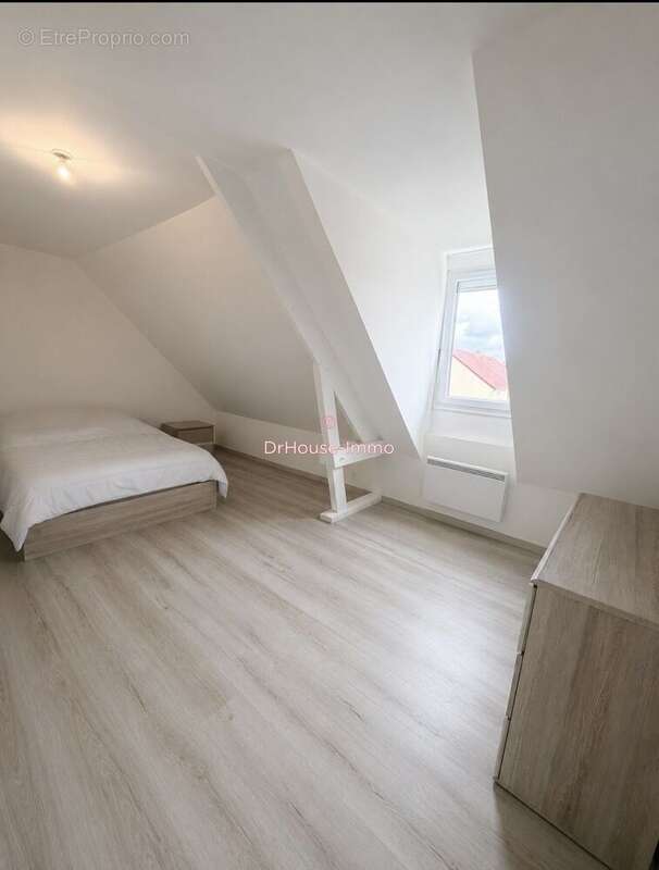 Maison à AMILLY
