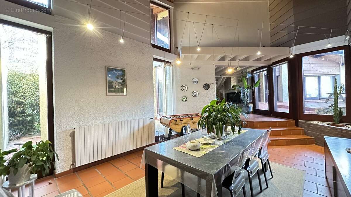 Villa d'architecte de type t7 de 188 m2 sur 2 hectares - photo 8