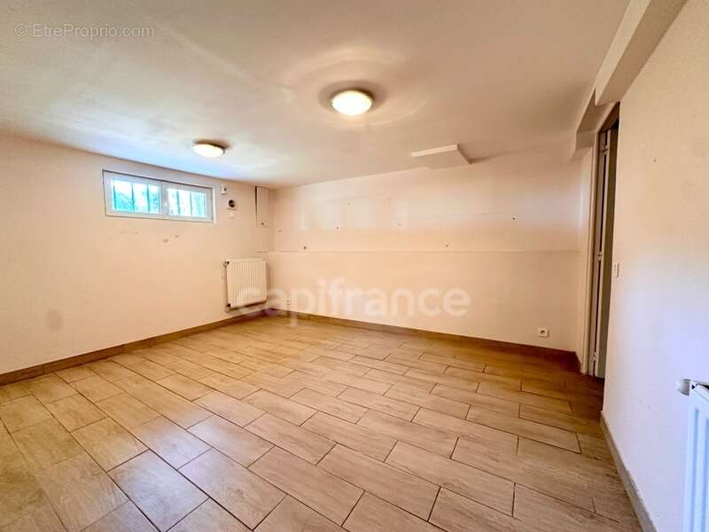 Maison à FEUCHEROLLES