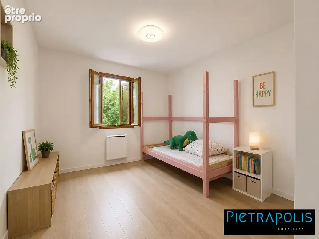 Maison 105 m² à La Chapelle-De-Guinchay  - photo 8