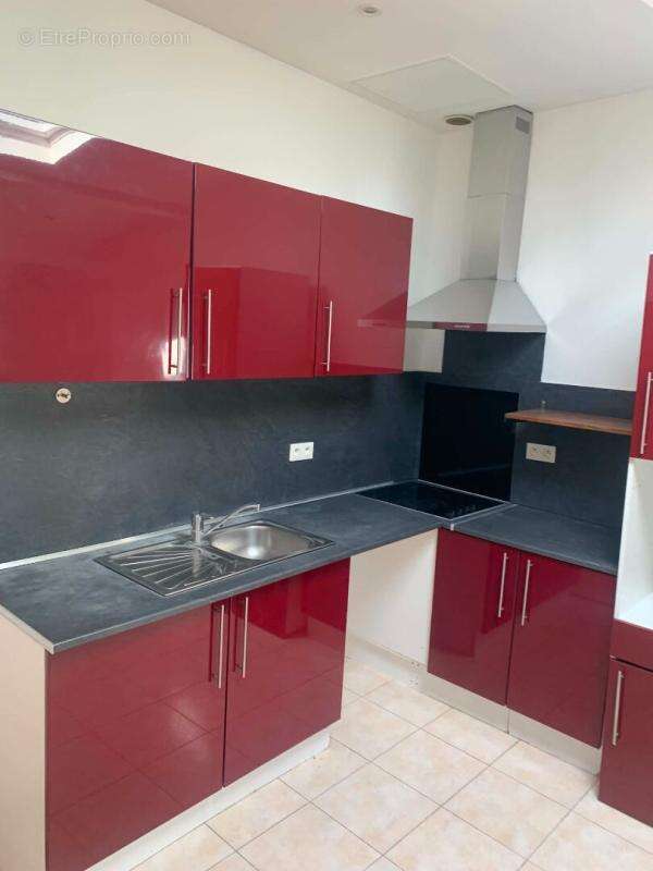 Appartement à TOURVES