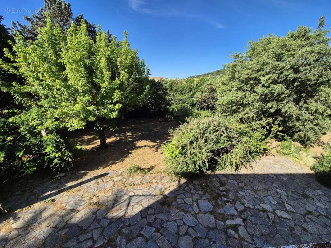 Maison à LAVAL-PRADEL