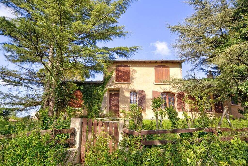 Maison 220m² à Pechbonnieu – Terrain arboré 1800m² piscinable avec vue - photo 5