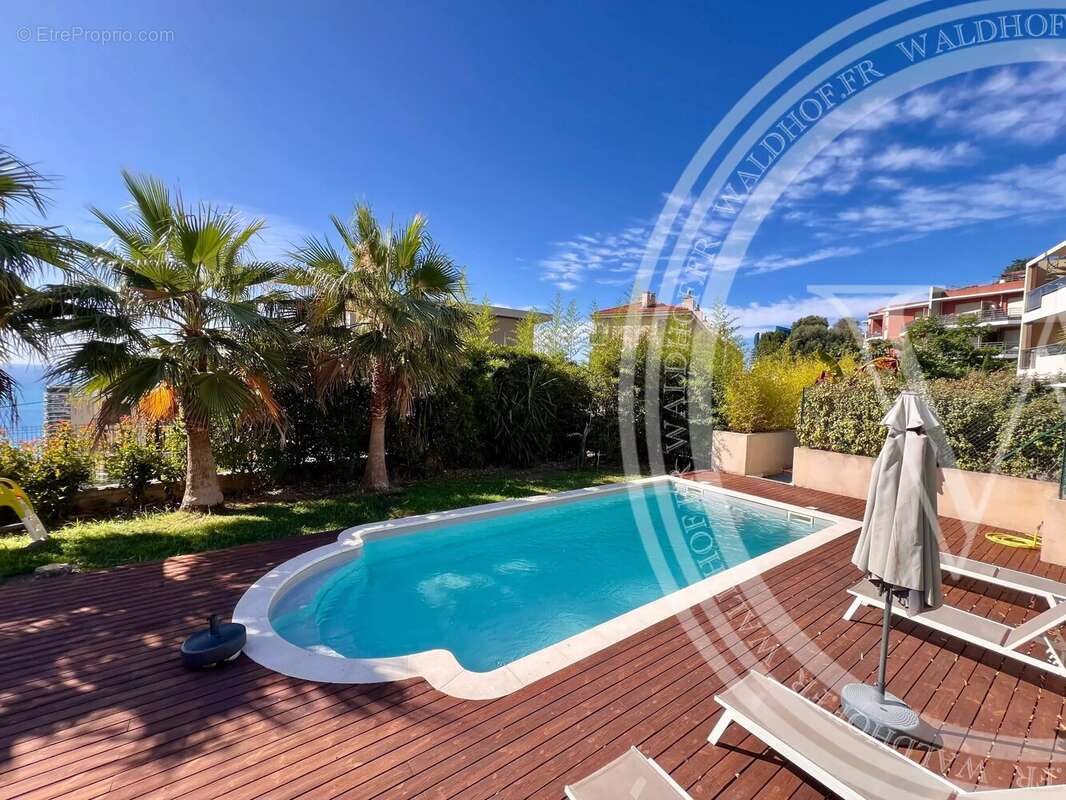 Appartement à BEAUSOLEIL