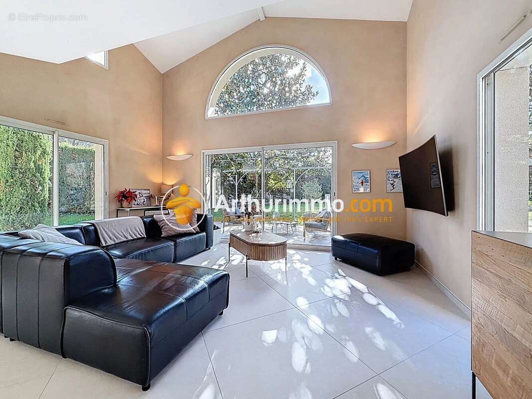 Maison à BOURGOIN-JALLIEU