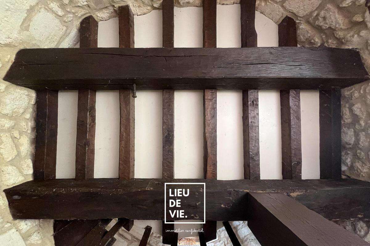 Maison à VILLEGOUGE