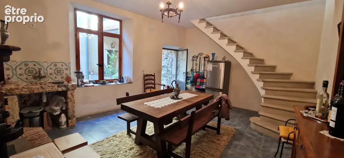 Exclusivité Ille Sur Têt - Coup de Coeur pour cette Superbe rénovation Atypique de 142 m2 avec patio et Terras - photo 4
