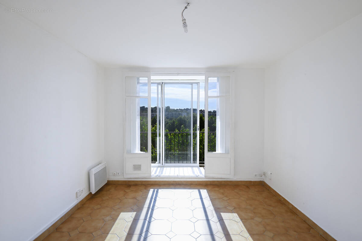 Appartement à MARSEILLE-14E