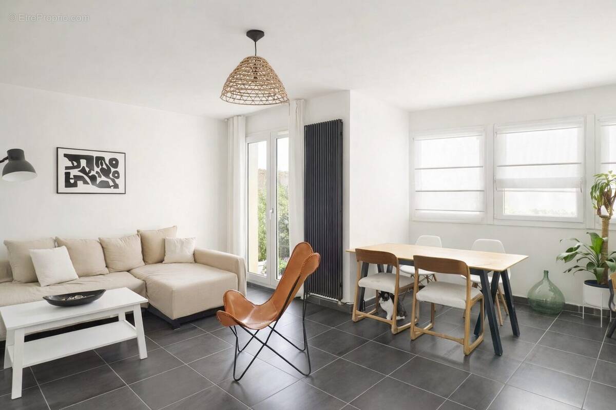 Appartement à LOGNES