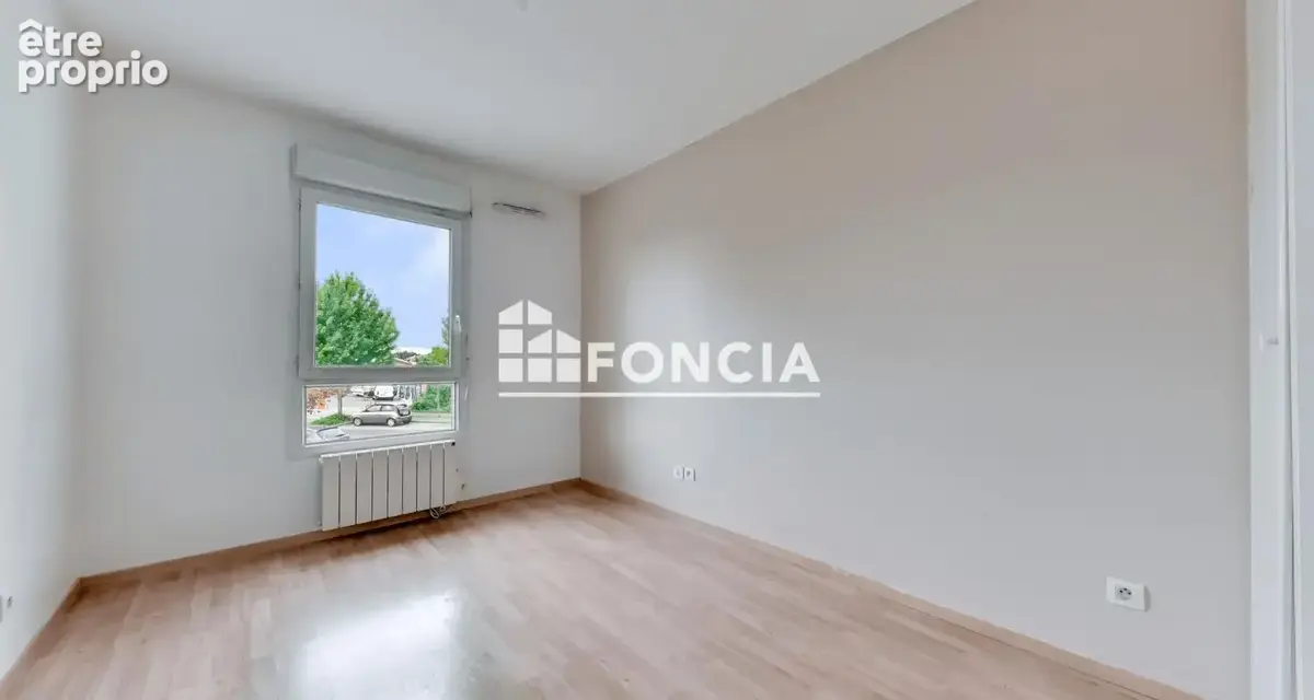 VAULX-EN-VELIN – T3 de 64 m² avec balcon et garage en résidence sécurisée de 2010 - photo 5
