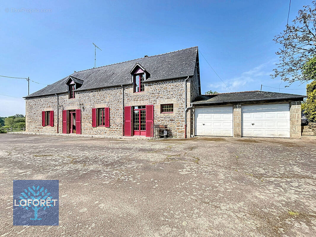 Maison à LOUVIGNE-DU-DESERT