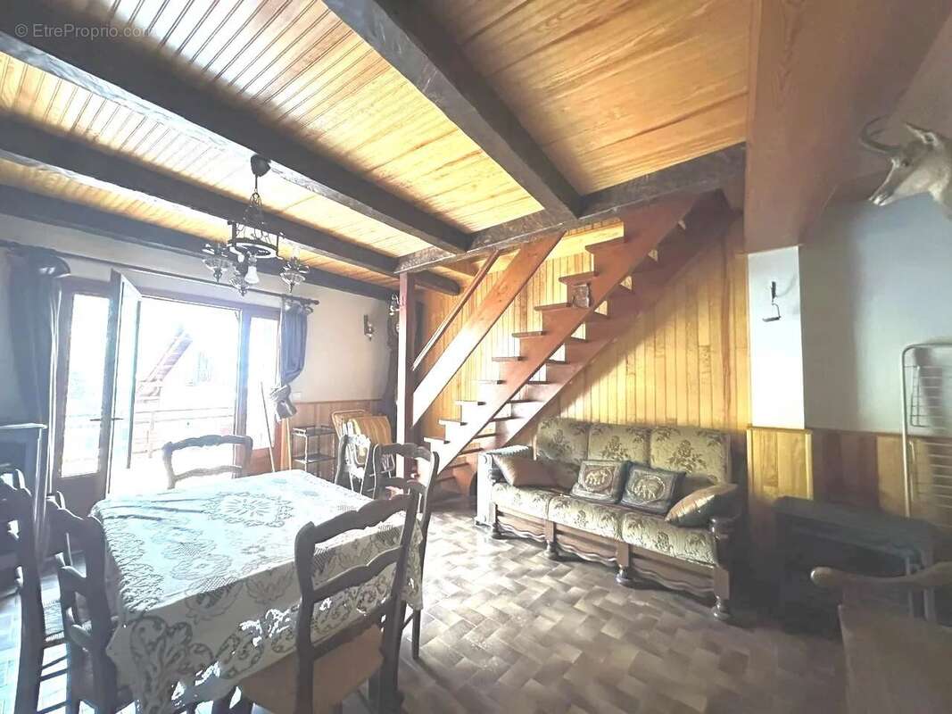 Appartement à ENTRAUNES