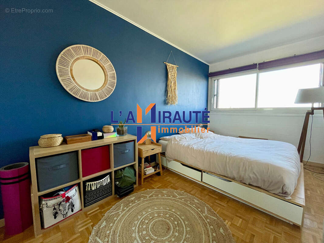 Appartement à HOUILLES