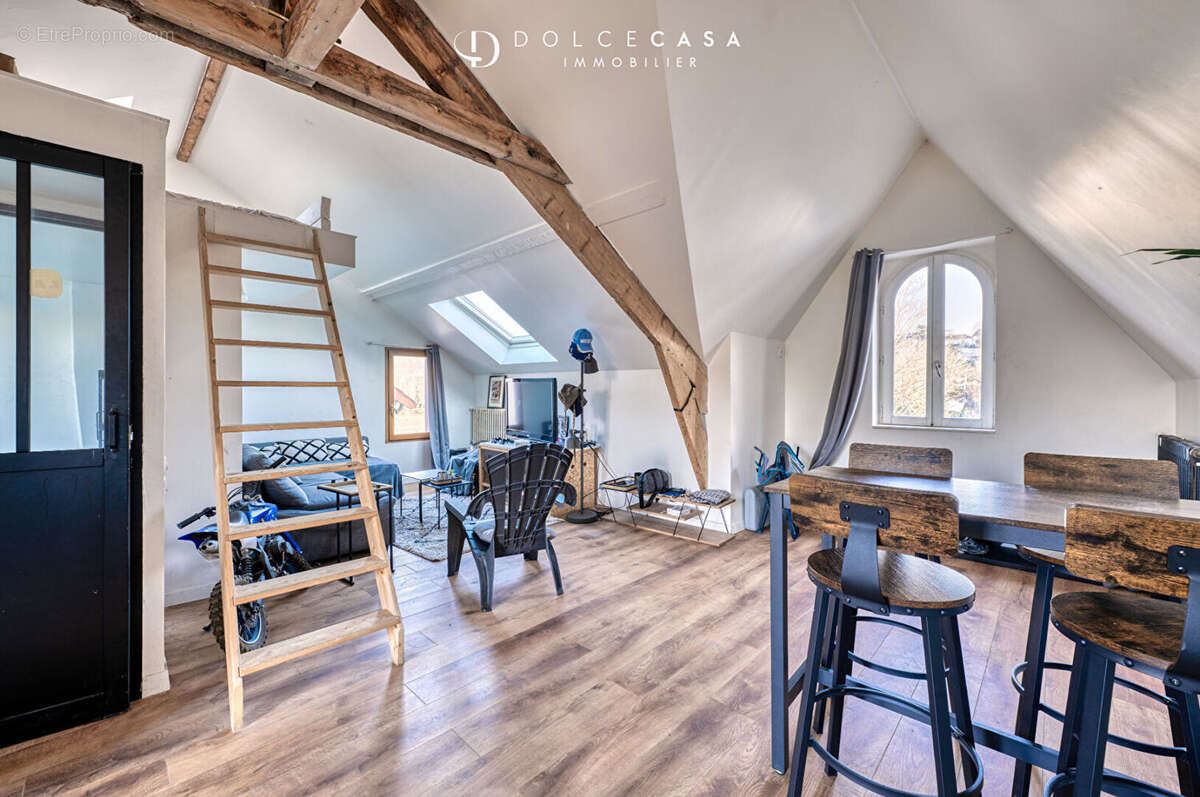 Maison à LE PERREUX-SUR-MARNE