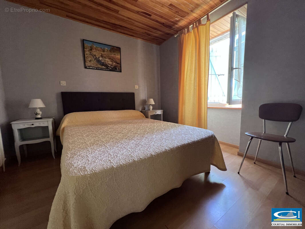 Maison à ETABLES