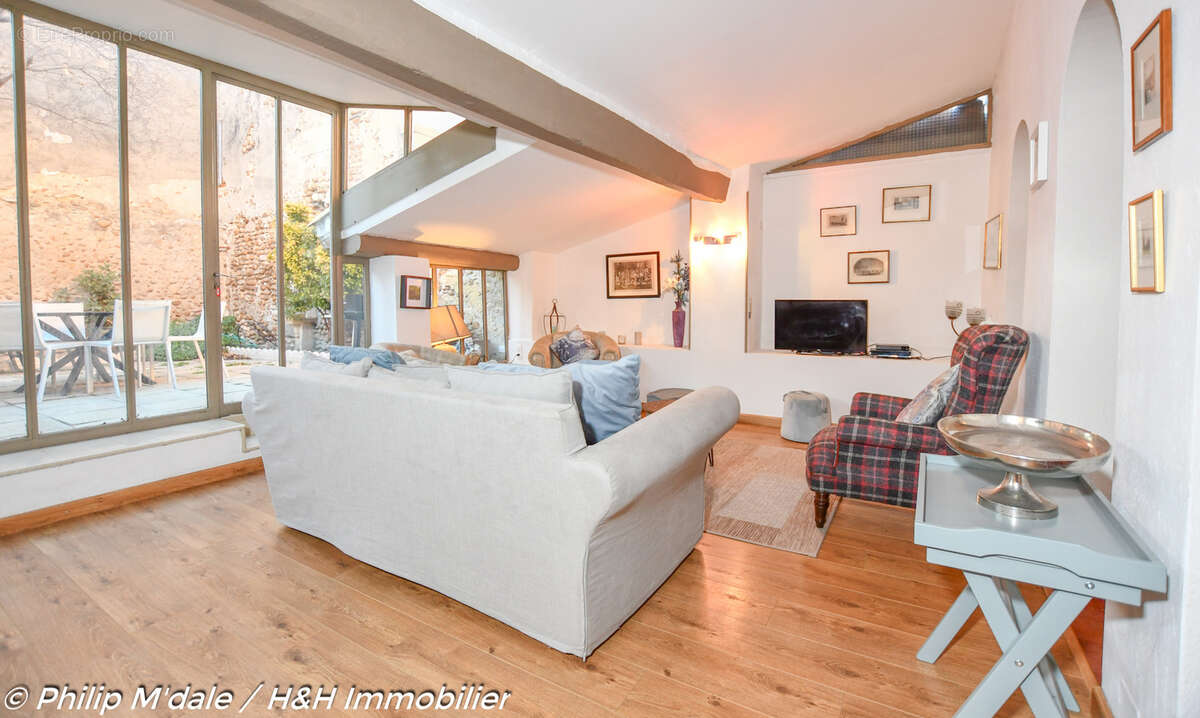 Maison à MORIERES-LES-AVIGNON